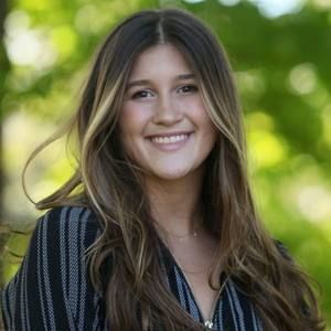 Meet your Posher, Helena